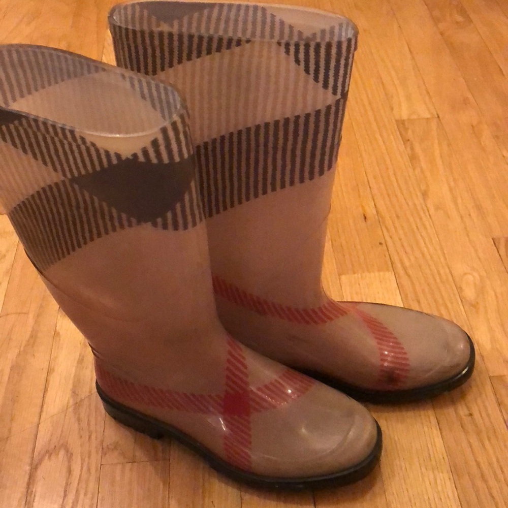 Burberry rain boots